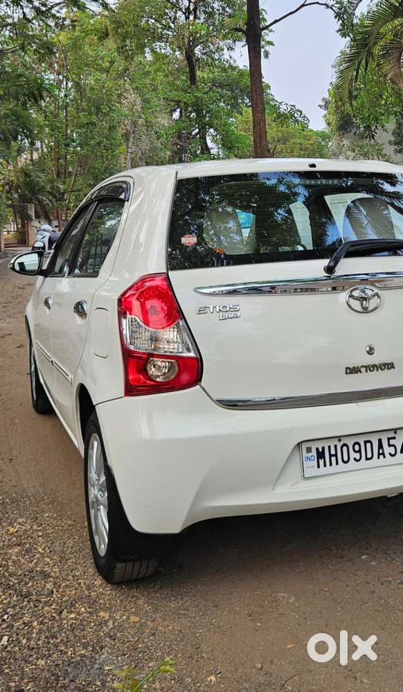 Toyota Etios Liva 2014-2016 V, 2014, Petrol