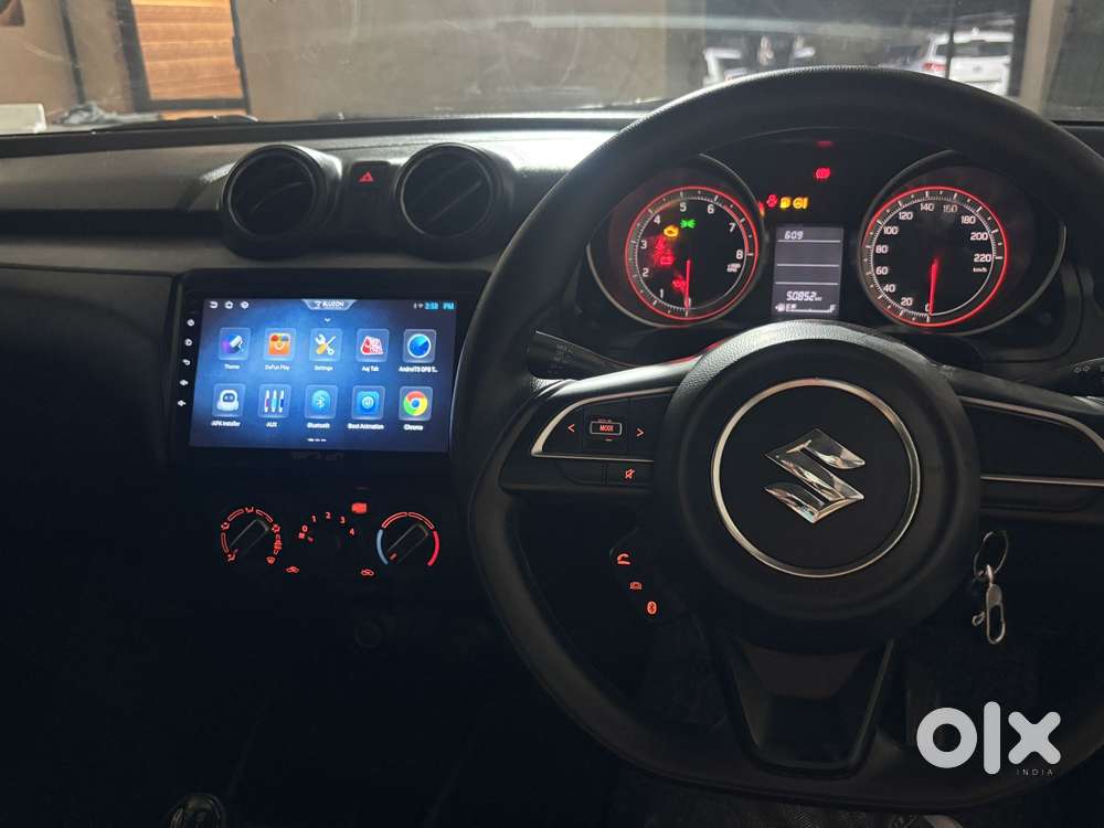 Maruti Suzuki Swift Vxi + Manual, 2023, Petrol