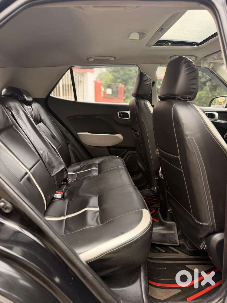 Hyundai Venue Sx Mt, 2023, Petrol