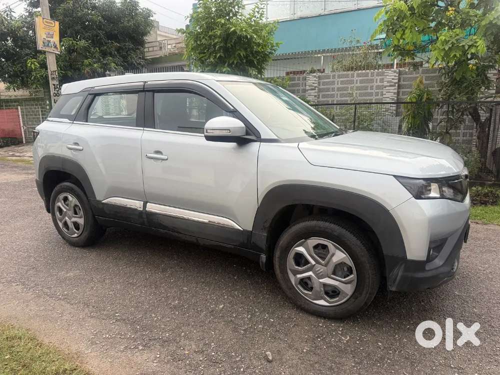 Maruti Suzuki Brezza 2024 Lxi Petrol Showroom Condition