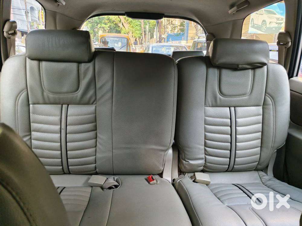 Toyota Innova 2.5 G (diesel) 8 Seater, 2013, Diesel