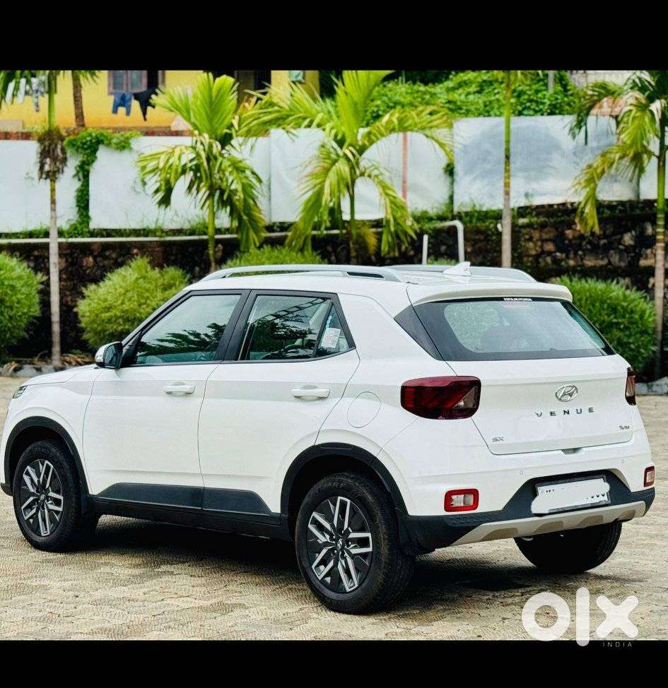 Hyundai Venue 1.0l Turbo Gdi Sx Mt, 2022, Petrol
