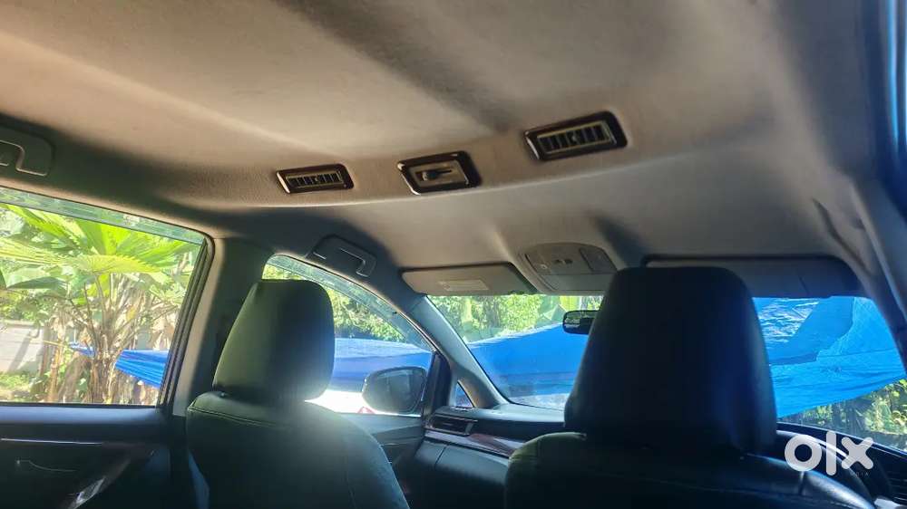 Automatic Innova Crysta