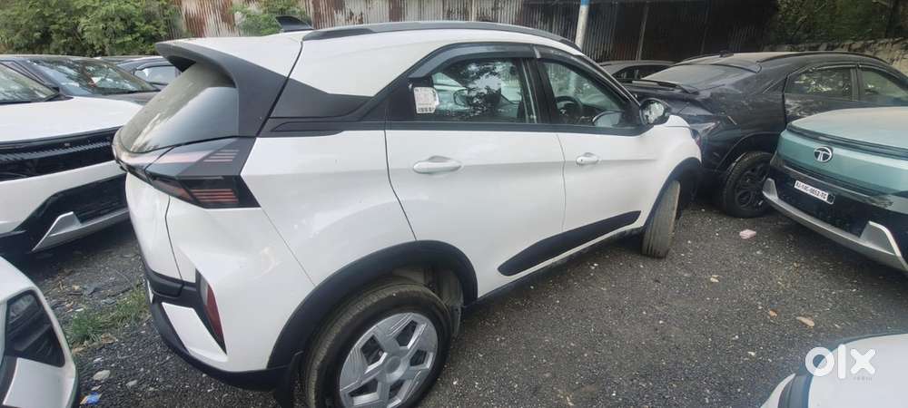 Tata Nexon 2025 Manual