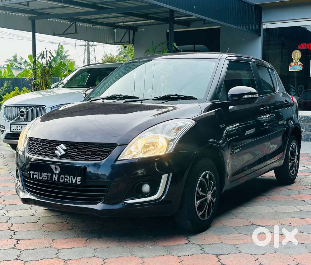 Maruti Suzuki Swift Vxi + Manual, 2015, Petrol