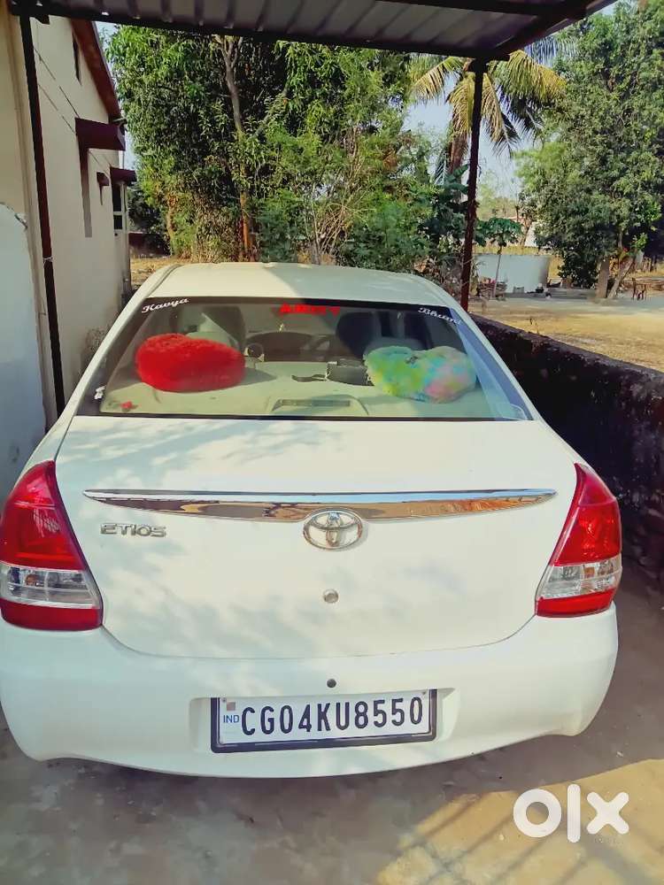 Toyota Etios Liva 2013