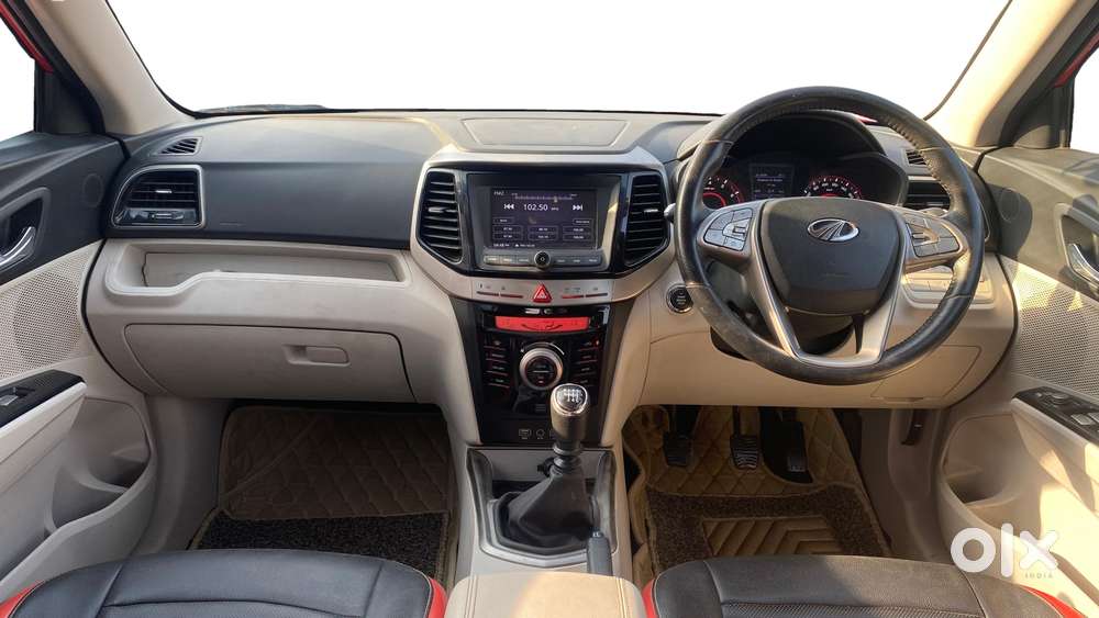 Mahindra Xuv300 W8, 2020, Petrol