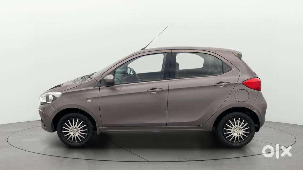 Tata Tiago 1.2 Revotron Xt, 2016, Petrol