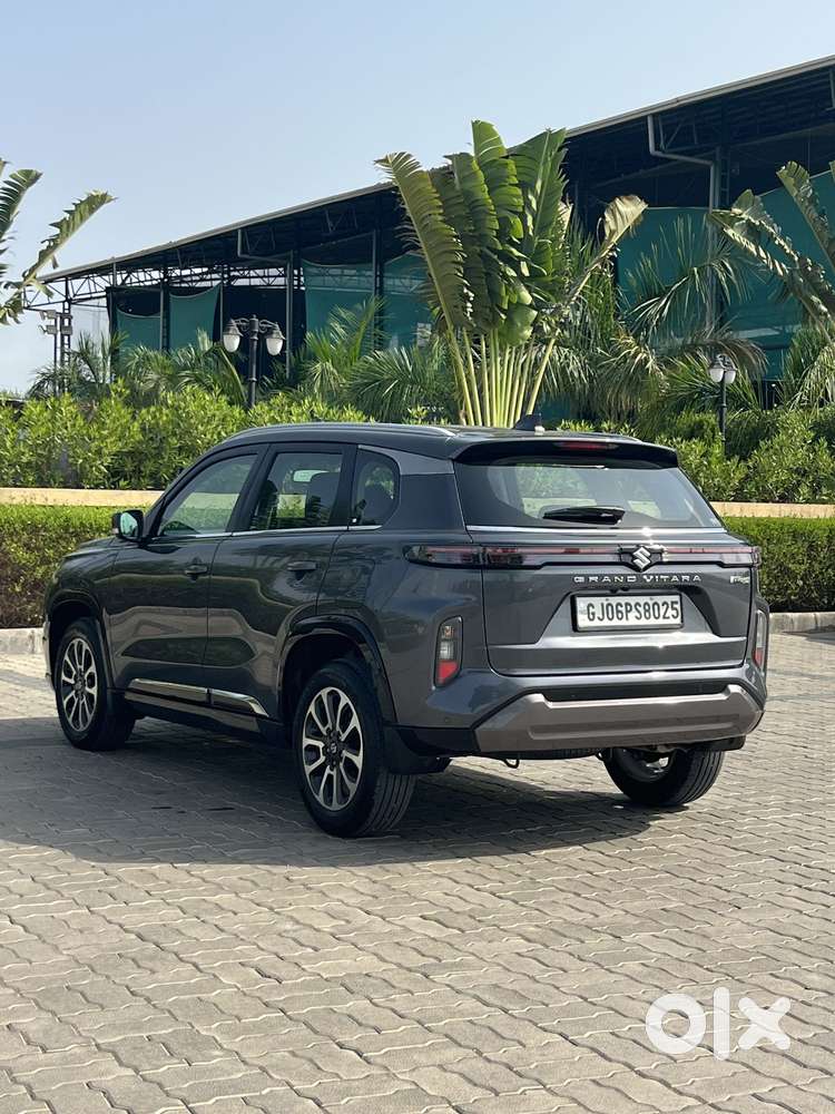 Maruti Suzuki Grand Vitara 1.5 Zeta Plus Intelligent Hybrid Ecvt, 20..