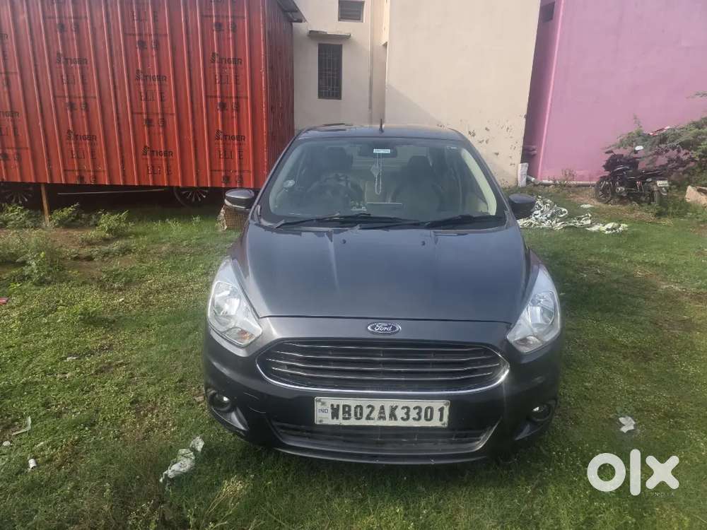 Ford Aspire Titanium Blu 2016