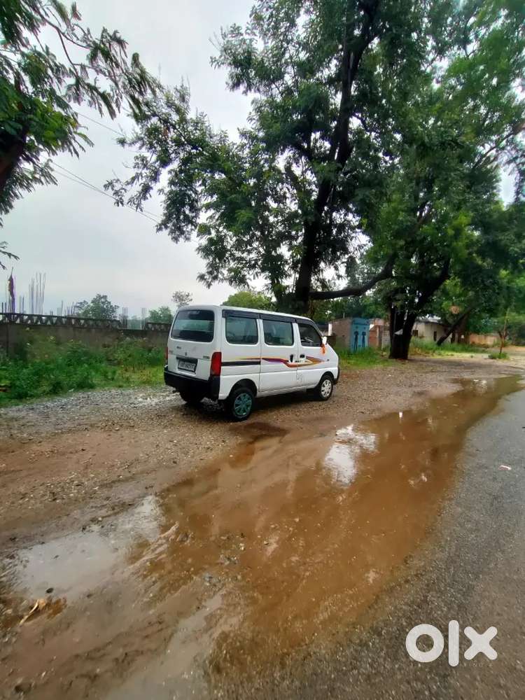 Maruti Suzuki Eeco 5 Str 2014