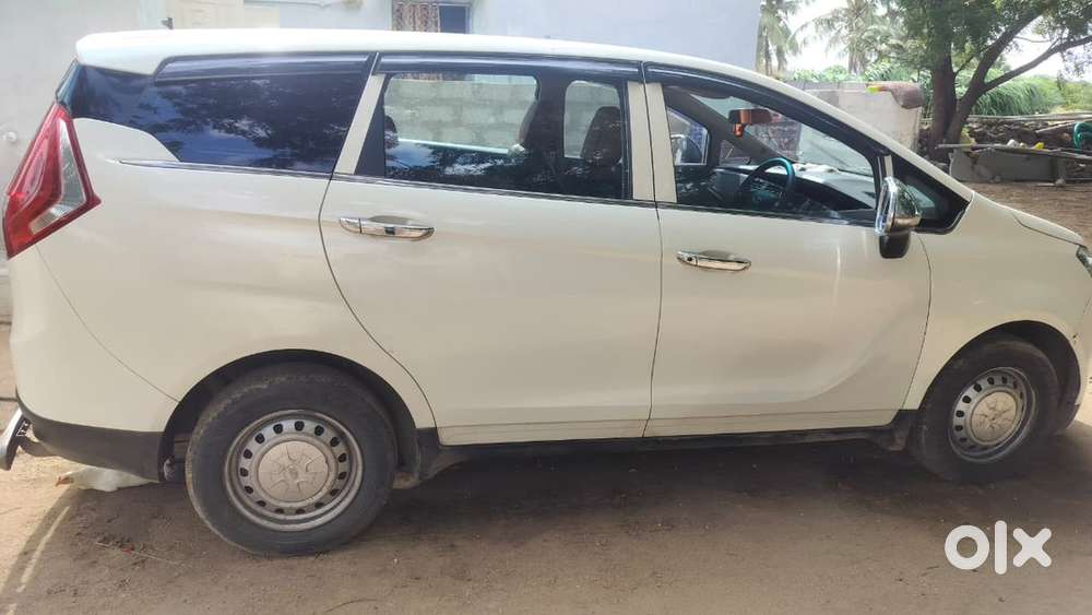 Mahindra Marazzo Diesel 2020