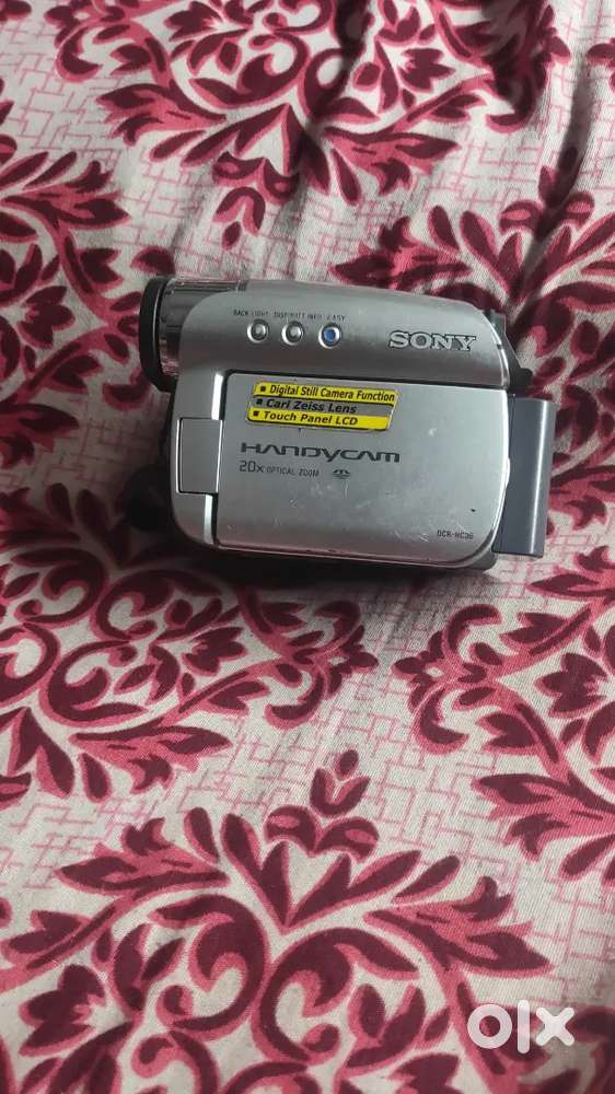 Song zoomX800