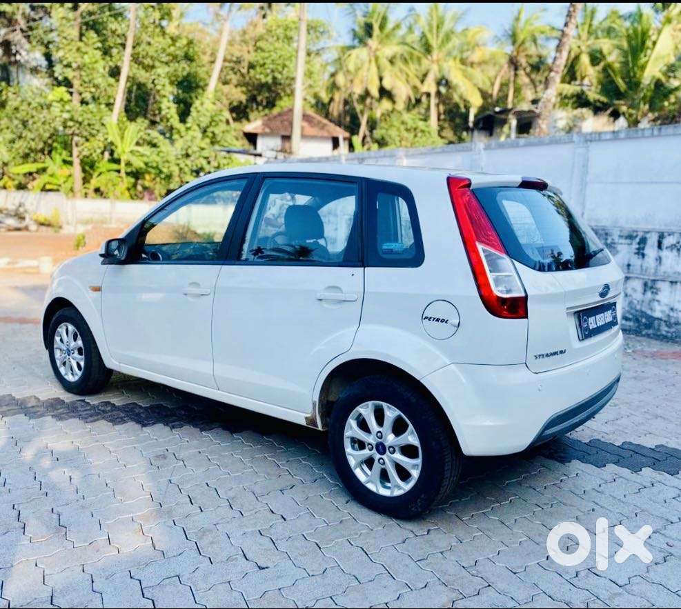 Ford Figo Titanium At, 2013, Petrol