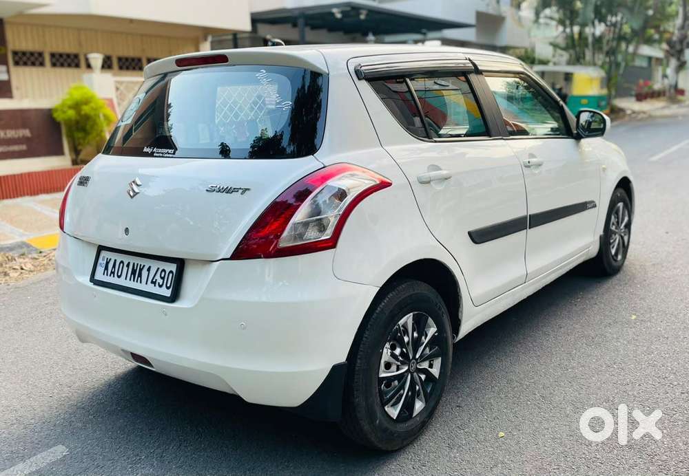 Maruti Suzuki Swift 1.2 Vxi (o), 2012, Petrol