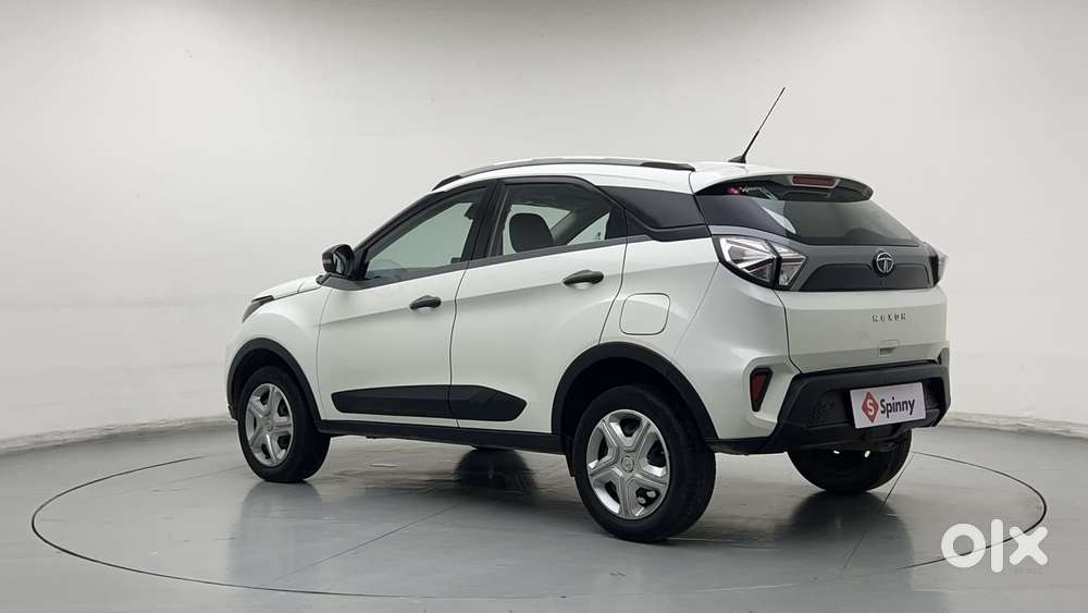 Tata Nexon 1.2 Revotron Xma Amt (s), 2021, Petrol
