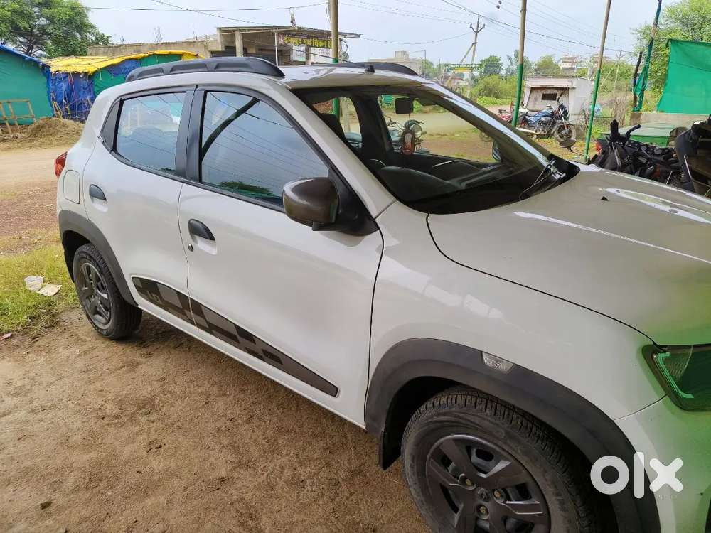 Renault Kwid 2017 Car With Showroom Service Record