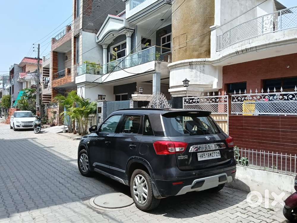 2017 Maruti Brezza Diesel Manual Year