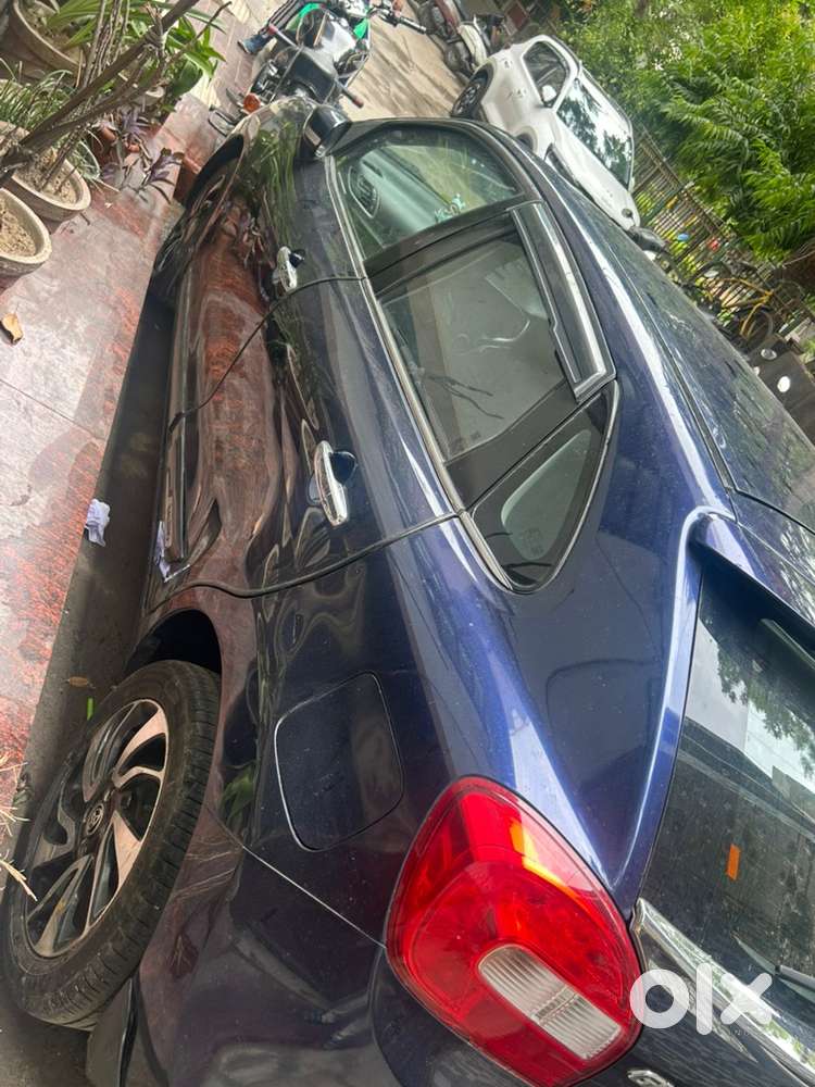 Toyota Glanza 2019 Hybrid