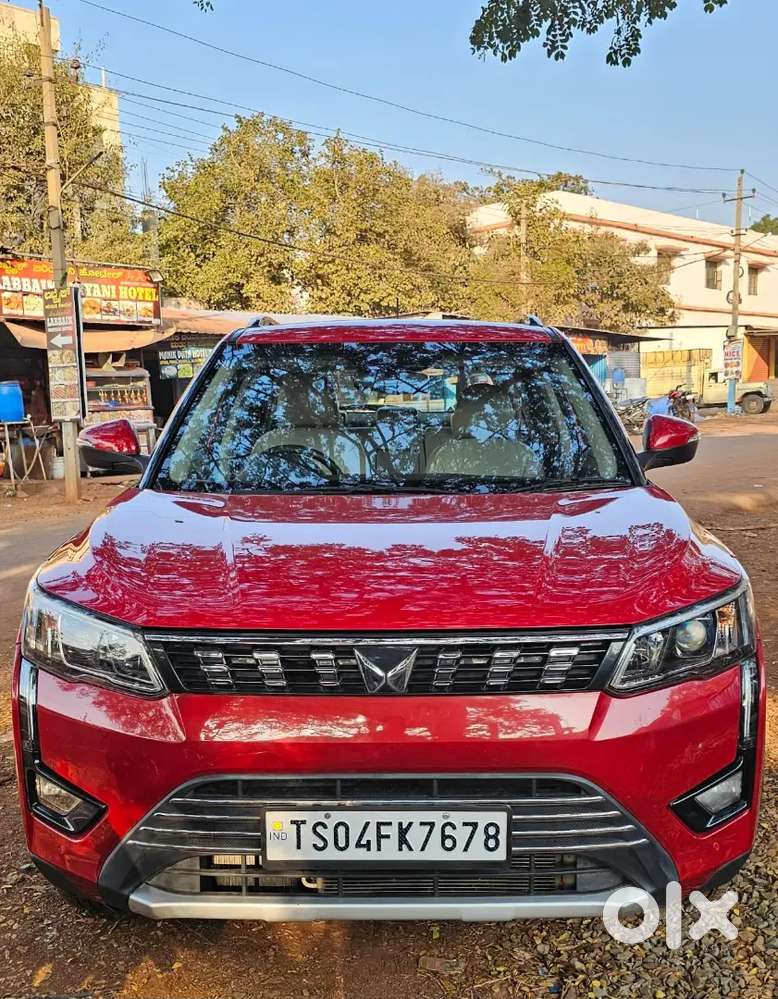 Mahindra Xuv300 2023 Car