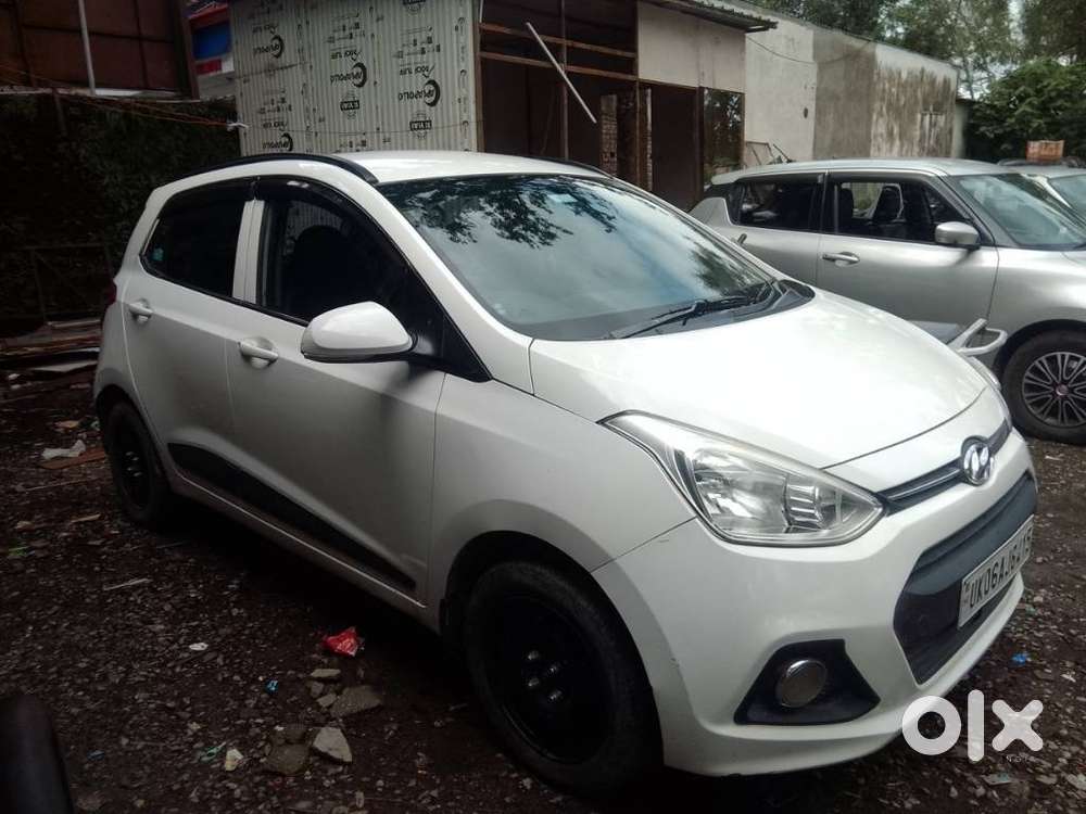 Hyundai Grand I10 Sportz, 2016, Petrol