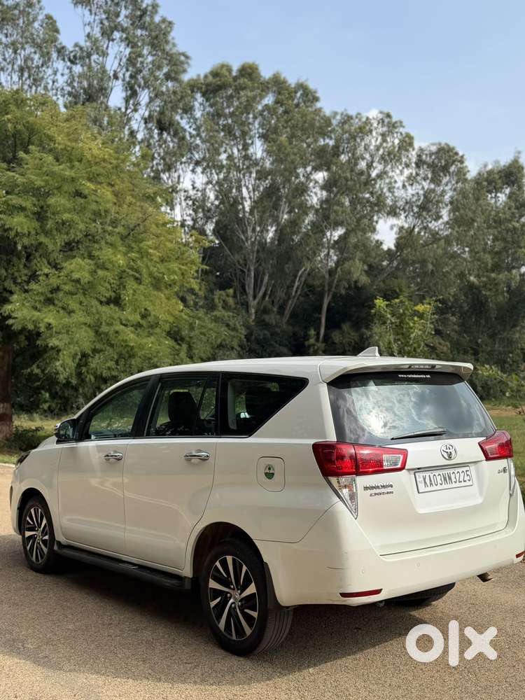 Toyota Innova Crysta [2020-ongoing] 2.4 Zx 7 Str, 2023, Diesel