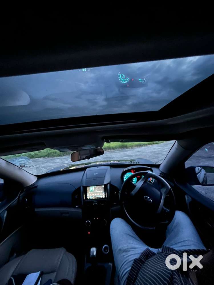 Mahindra Xuv500 2018 Diesel 96452 Km Driven