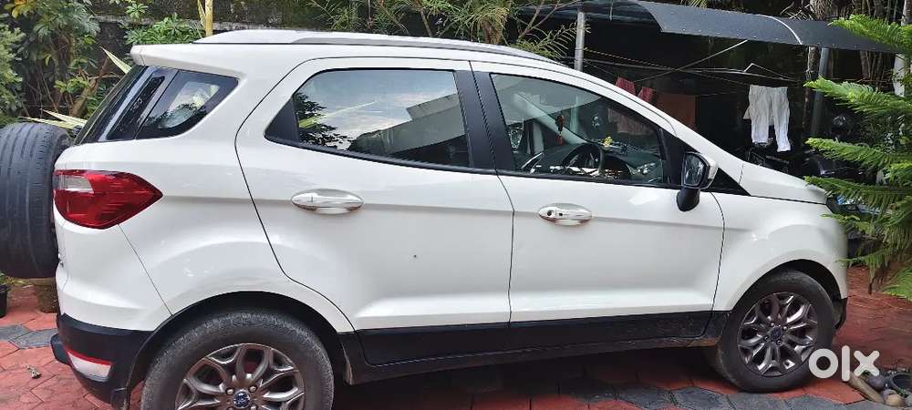 Ford Ecosport 2016 Petrol 85000 Km Driven