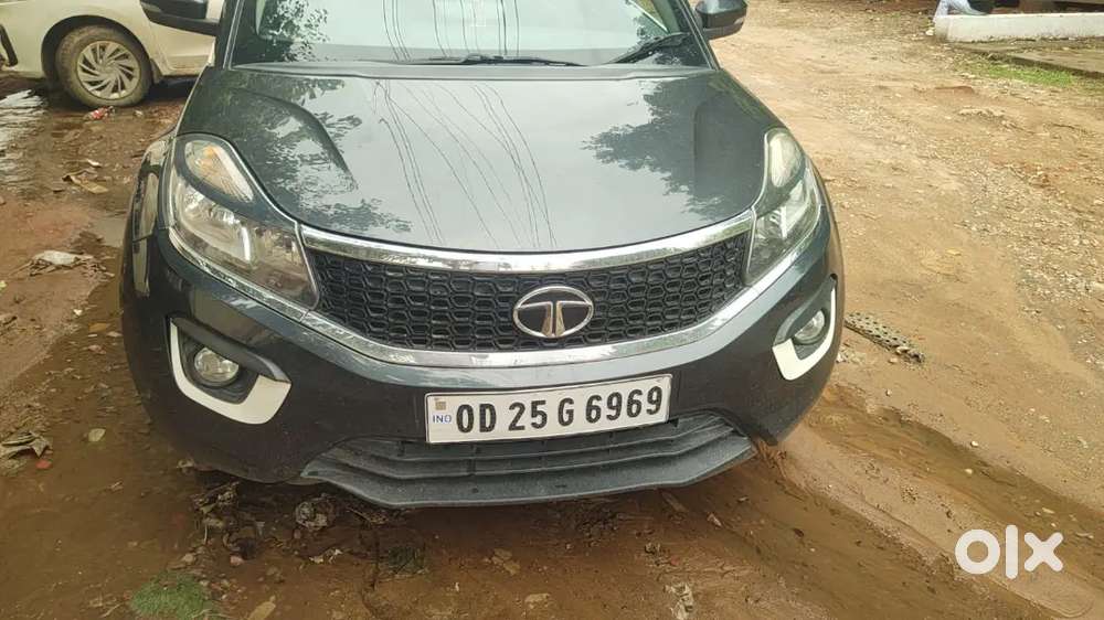 Tata Nexon Petrol Manual 2018