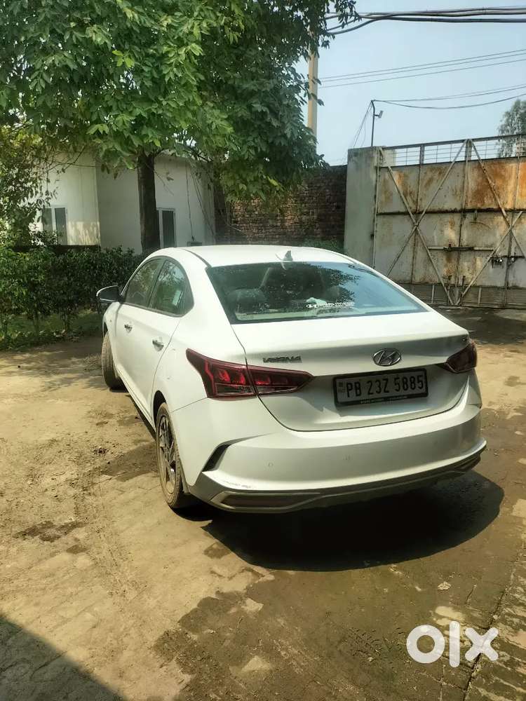 Hyundai Verna 2021 Diesel Well Maintained