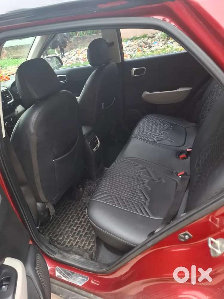 Hundai Vanue Petrol,good Condition,