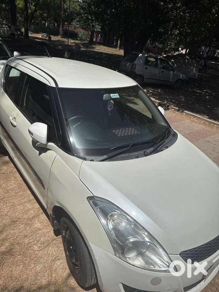 Maruti Suzuki Swift 2012 Diesel 185000 Km Driven
