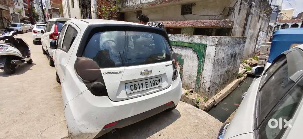 Chevrolet Beat Petrol 2012