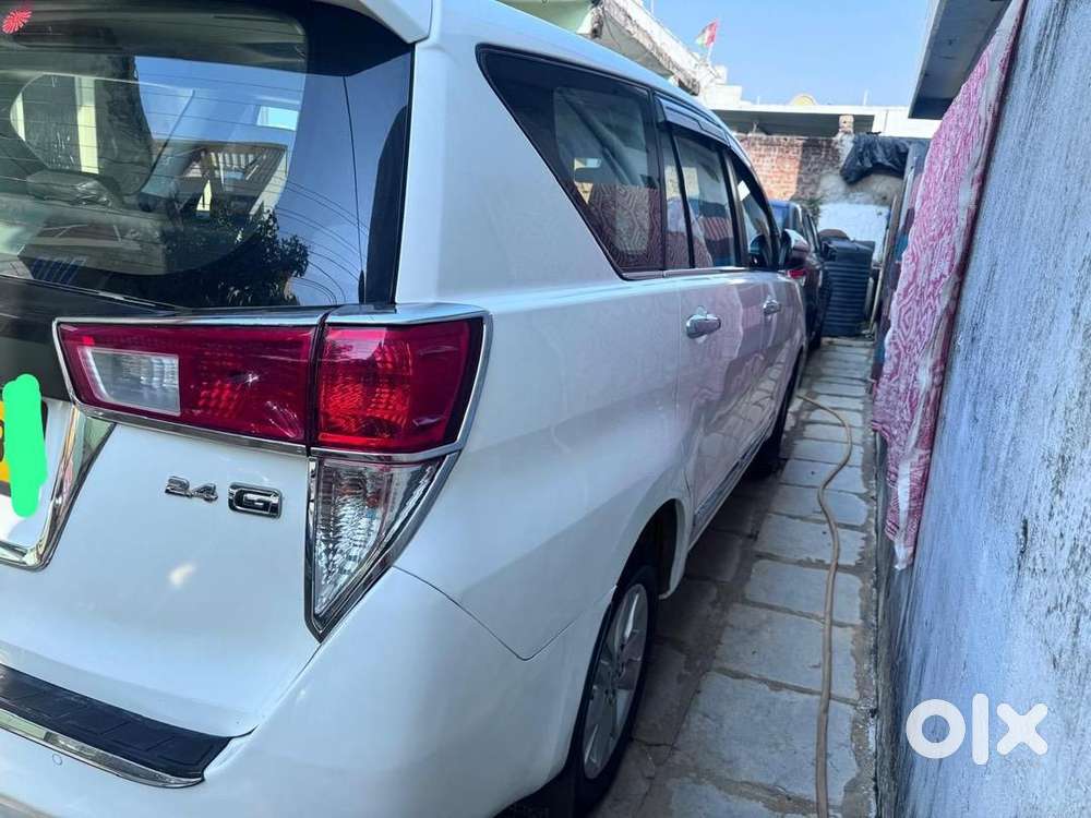 Toyota Innova Crysta 2018 Diesel Well Maintained