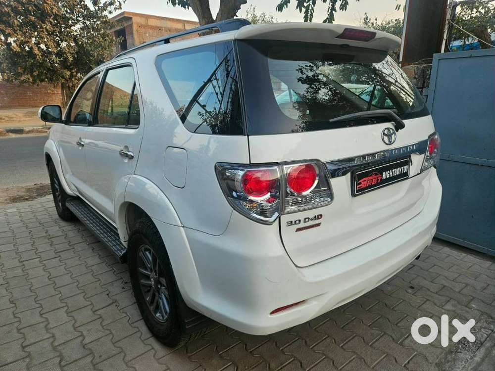 Toyota Fortuner 3.0 4x2 Automatic, 2013, Diesel
