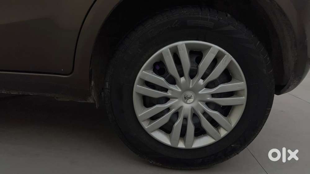 Maruti Suzuki Ritz Vxi, 2016, Petrol