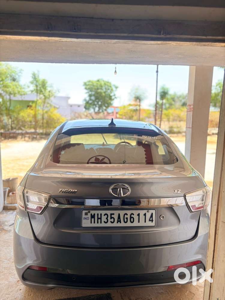 Tata Tigor Petrol 2019