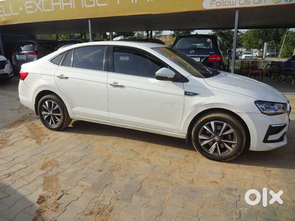 Skoda Slavia 1.5 Tsi Style At, 2022, Petrol