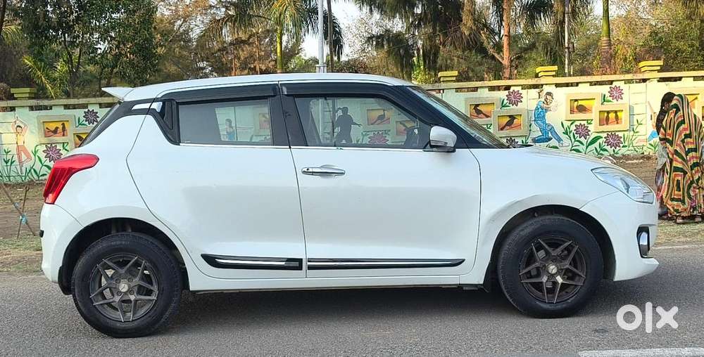Maruti Suzuki Swift Amt Vxi, 2019, Petrol