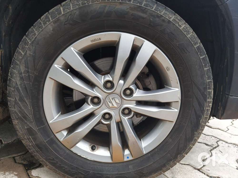 Maruti Suzuki Vitara Brezza Zdi, 2017, Diesel