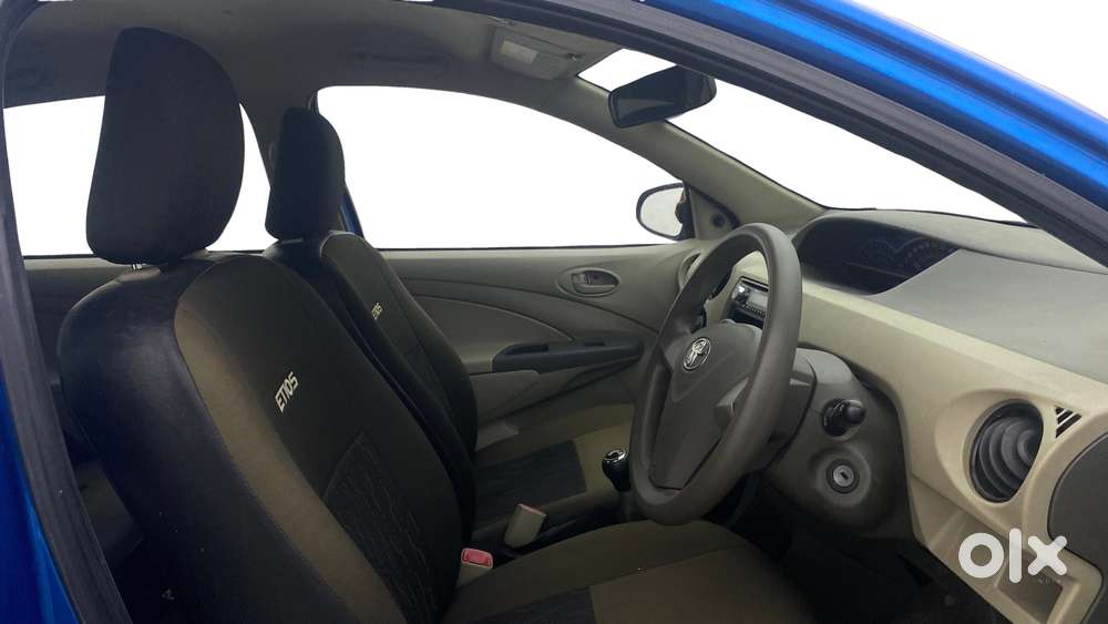 Toyota Etios Liva 2014-2016 G, 2015, Petrol
