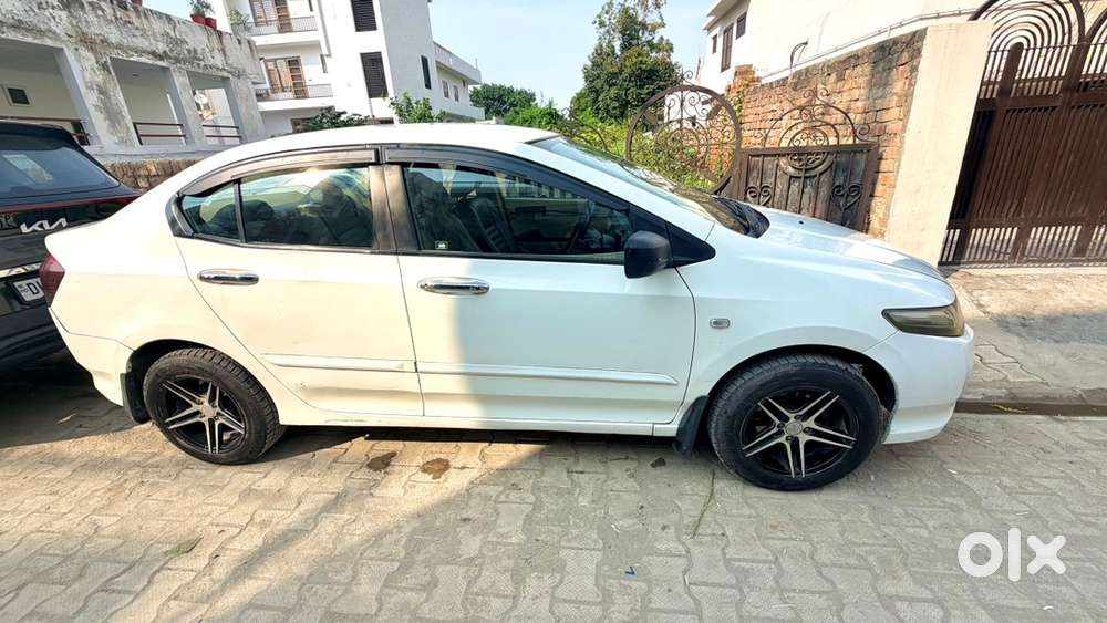 Honda City 2011 Petrol Well Maintained