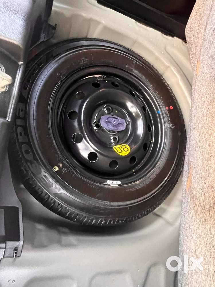 Maruti Suzuki Swift 1.3 Zxi, 2022, Petrol