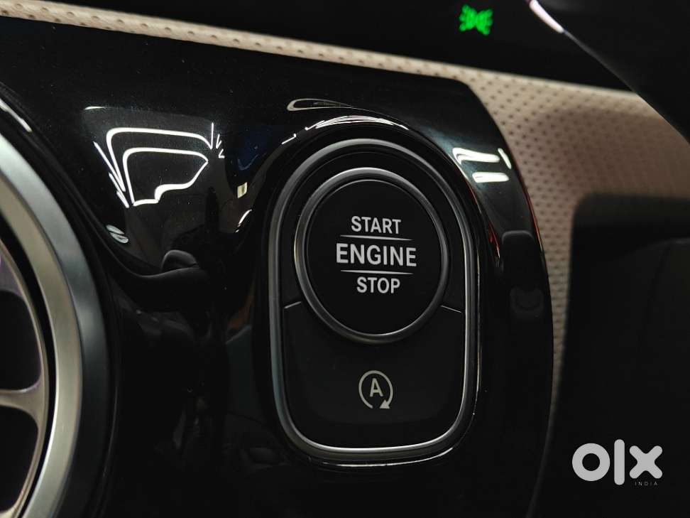 Mercedes-benz A-class Limousine 200, 2023, Petrol