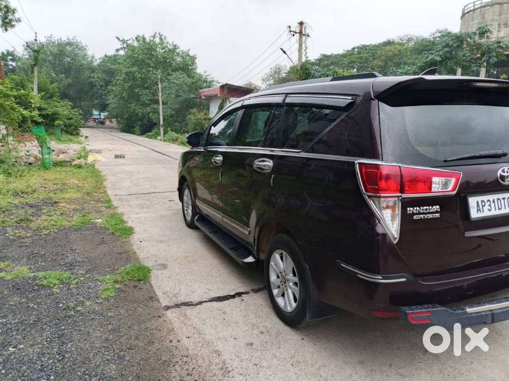 Toyota Innova Crysta 2.4 G Mt, 2016, Diesel