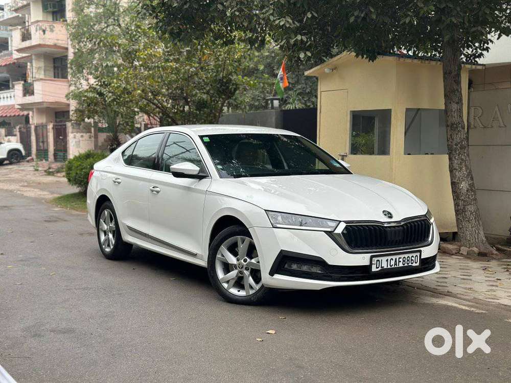 Skoda Octavia 2.0 Style Tsi At, 2022, Petrol