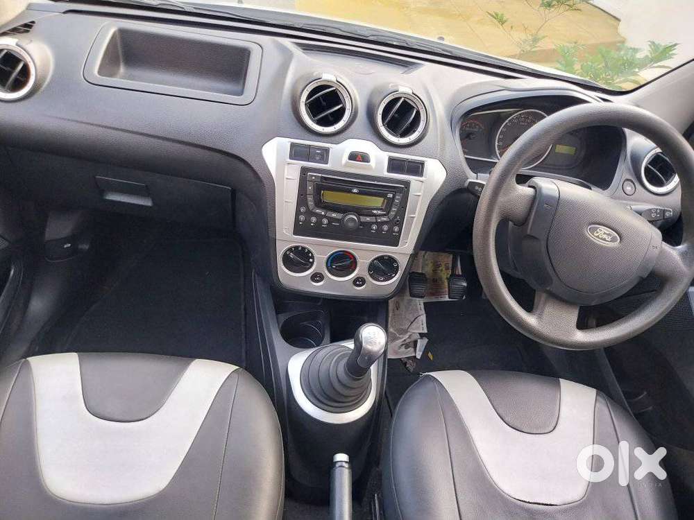Ford Figo 2010-2012 Petrol Zxi, 2011, Petrol
