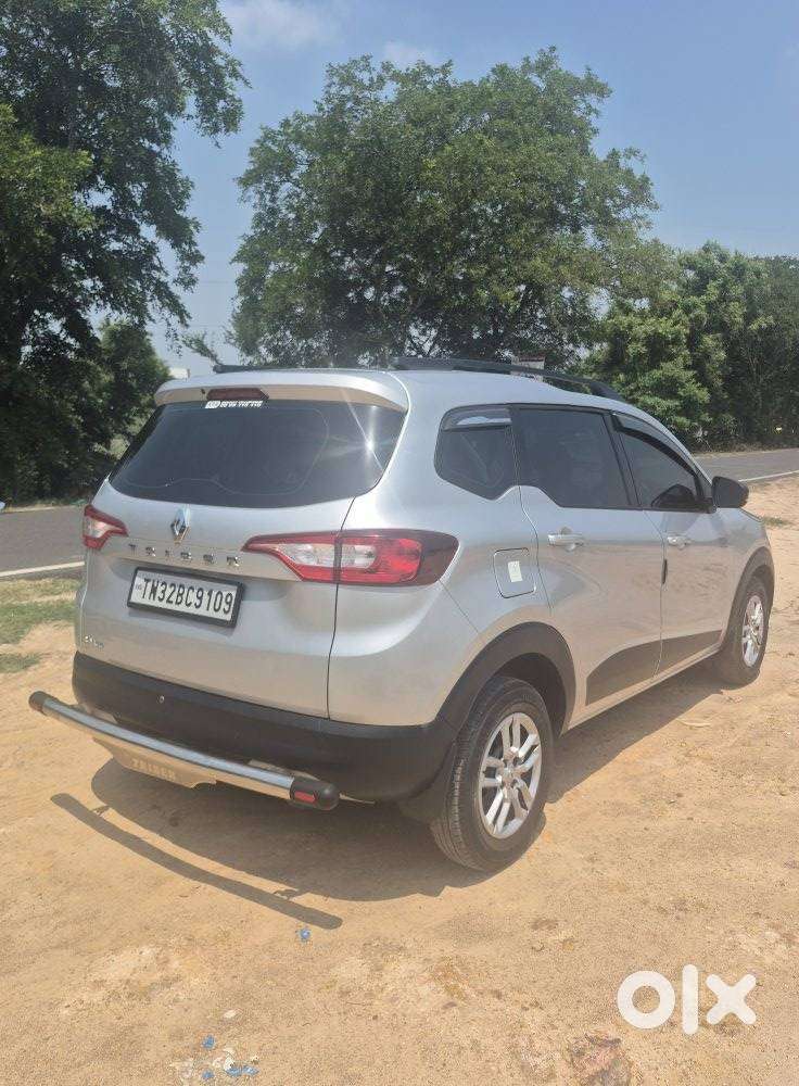 Renault Triber Rxt, 2022, Petrol