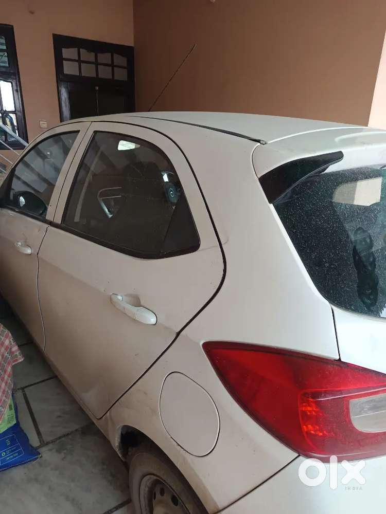 Tata Tiago In Diesel, 25 Ki Average Hai.