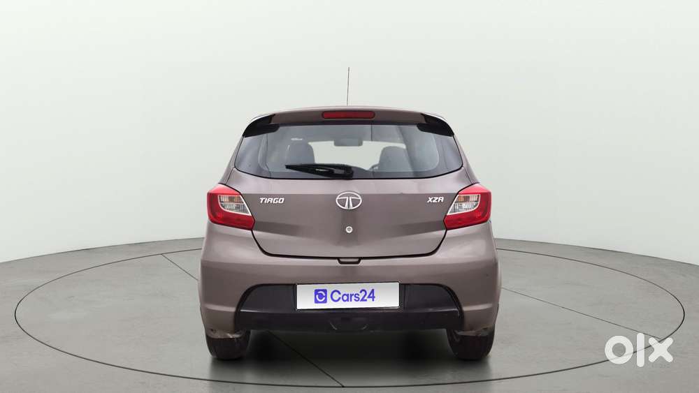 Tata Tiago 1.2 Revotron Xza, 2017, Petrol